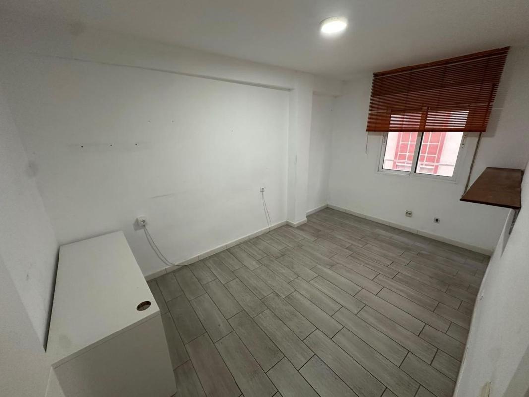 Продажа квартиры на Piso en Calle Ventura Rodríguez, La Trinidad, Málaga, Малага
photo 4