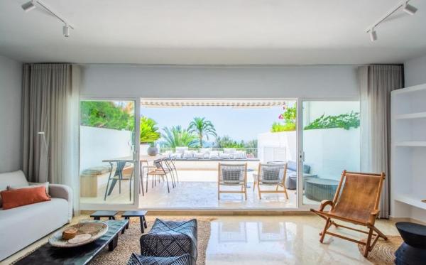 Sale of flat in Piso en Calle Incosol s/n, Rio Real, Marbella, Marbella
thumbnail 2