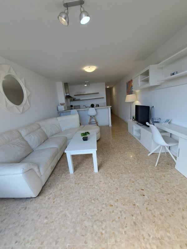 Sprzedaż mieszkania w Piso en playa bajadilla, 1, Playa Bajadilla-Puertos, Marbella, Marbella
photo 3