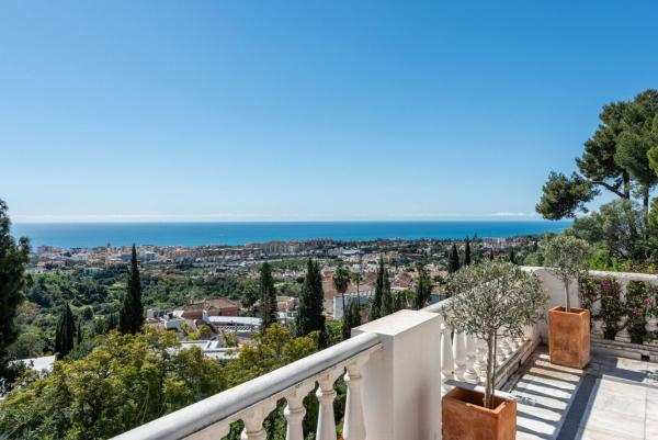 Casa o chalet independiente en Huerta del Prado-La Montua, Marbella thumbnail 2