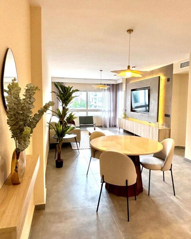 Venta de piso en Piso en Urbanización la Alcazaba, Puerto Banús, Marbella, Marbella
 photo 2