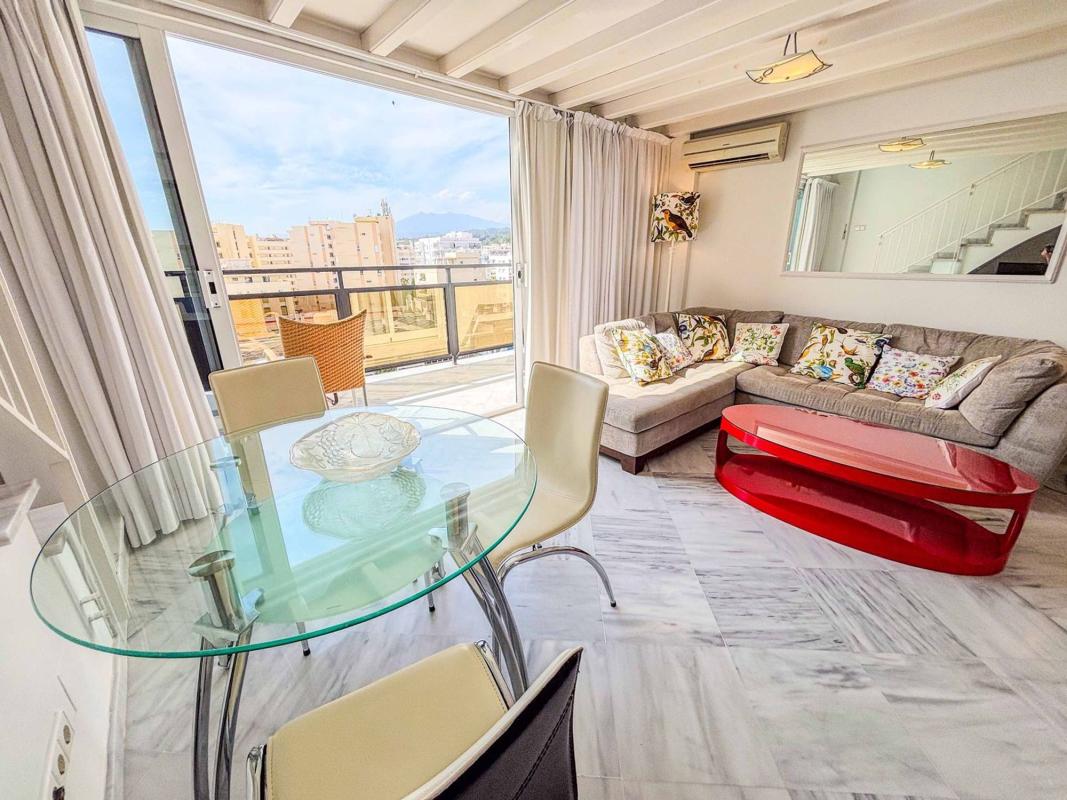 Duplex sale in Dúplex en Arias Maldonado, 16, Playa de la Fontanilla, Marbella, Marbella photo 2