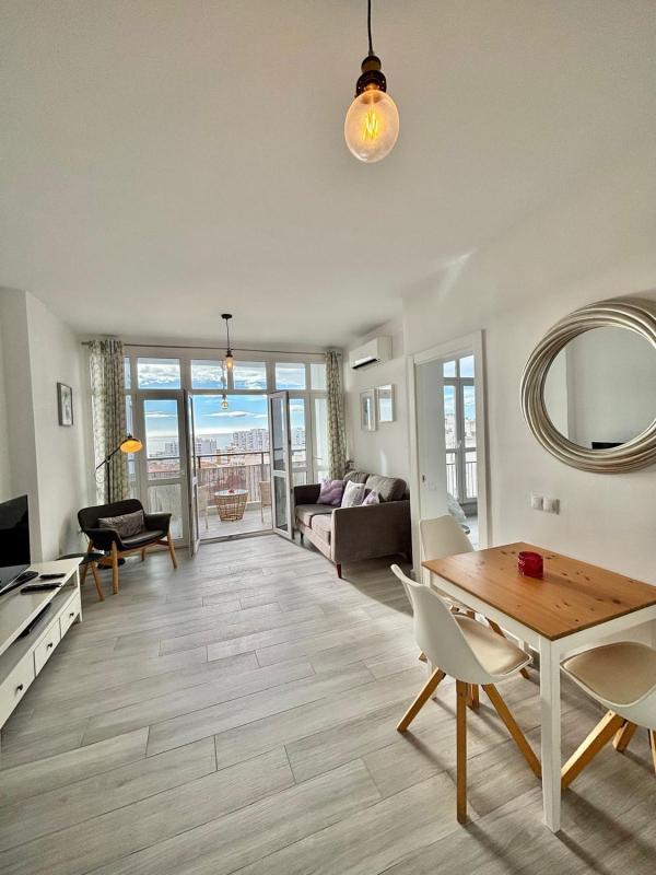 Продажа квартиры на Piso en Avenida Antonio Machado, 4, Solymar - Puerto Marina, Benalmádena, Бенальмадена
photo 1