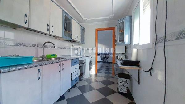 Chalet adosado en Calle Doctor Carrión Pérez, Palma - Palmilla, Málaga thumbnail 2