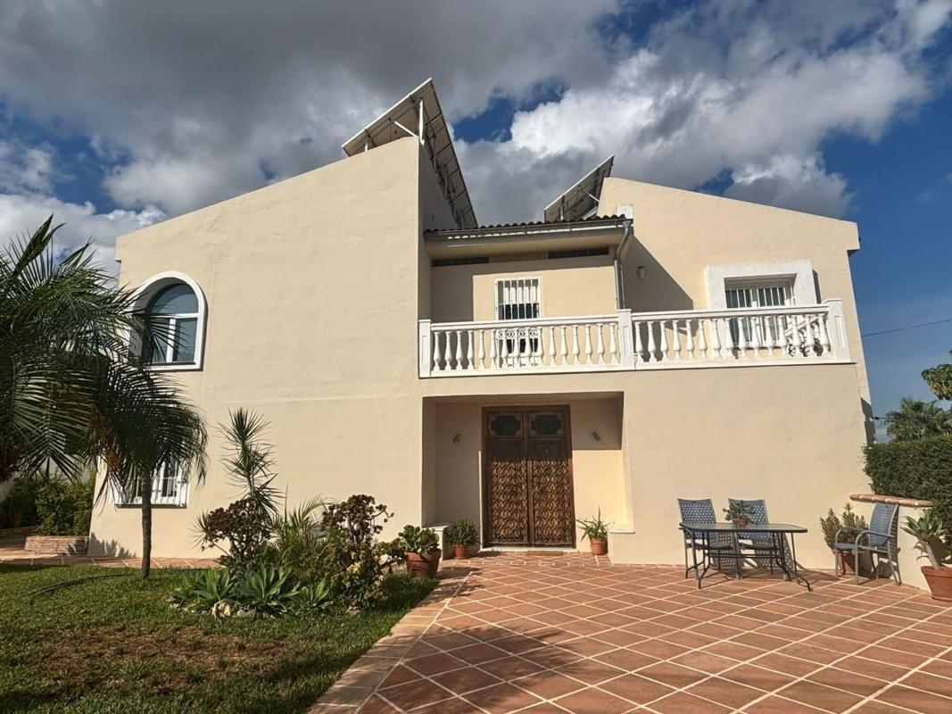 Properties for sale and rent in Spain photo 1