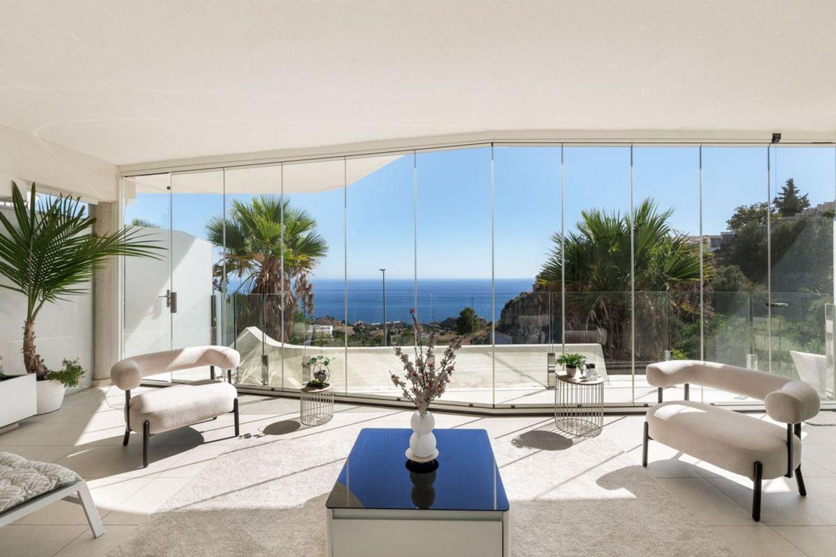 Продажа квартиры на Piso en Avenida Retamar, El Higuerón - Capellanía, Benalmádena, Бенальмадена
photo 3