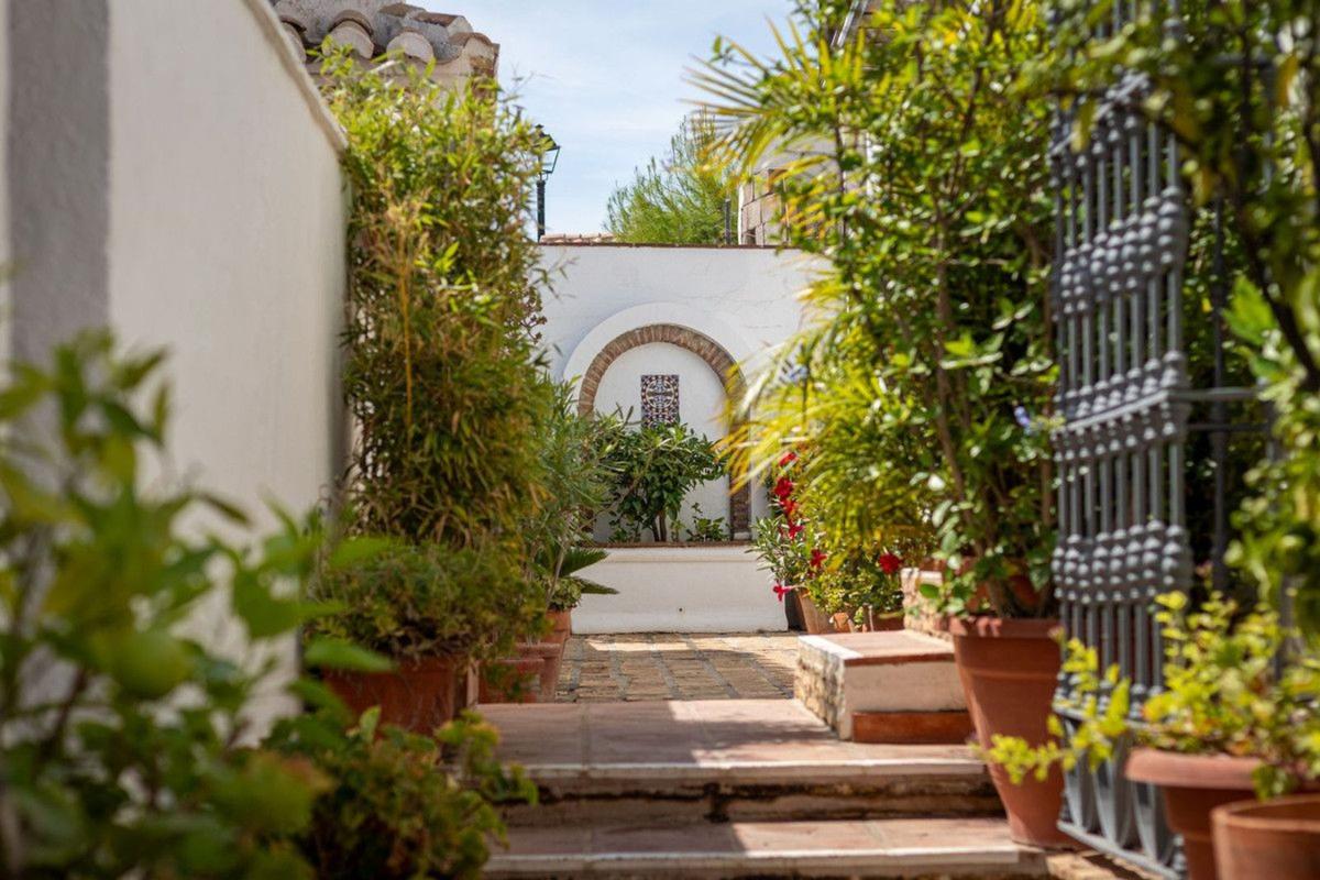 Properties for sale and rent in Spain photo 4