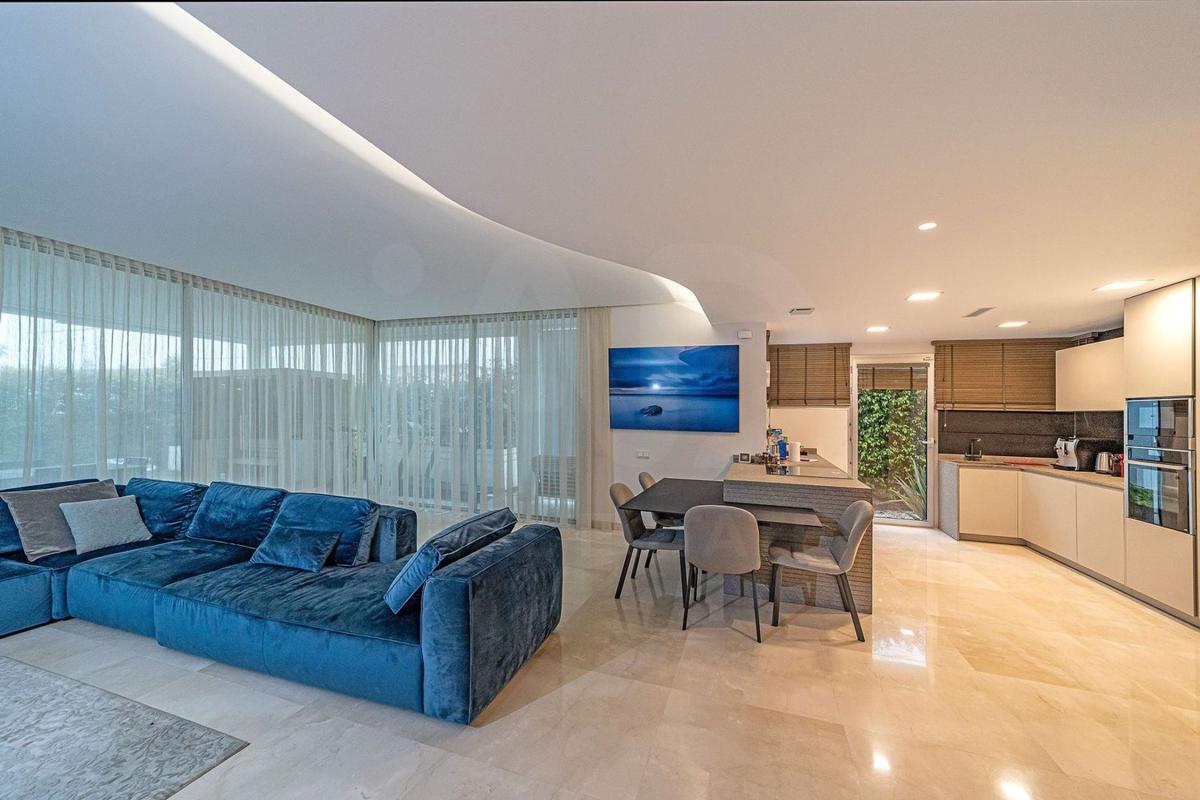 Sprzedaż niezależnego domku jednorodzinnego w Casa o chalet en Linda Vista-Nueva Alcántara-Cortijo Blanco, Marbella, Marbella photo 1