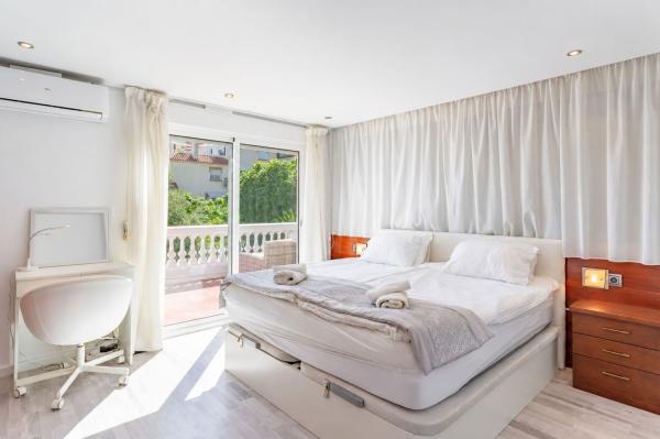 Penthouse for sale at Ático en Calle Don Juan Manuel, Montemar, Torremolinos, Torremolinos thumbnail 2