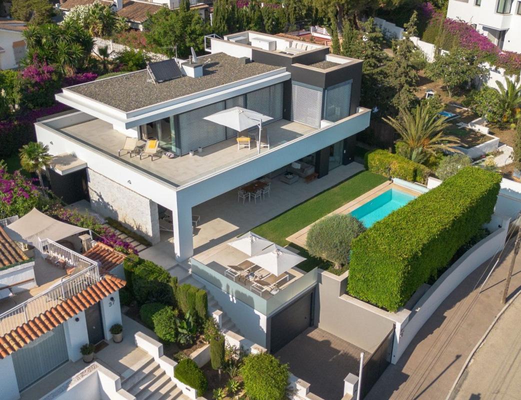 Properties for sale and rent in Spain photo 1