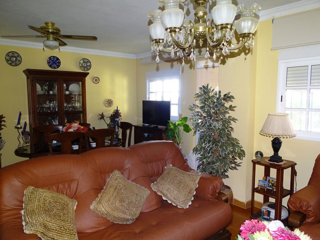 Недвижимость на продажу и в аренду в Испании photo 5