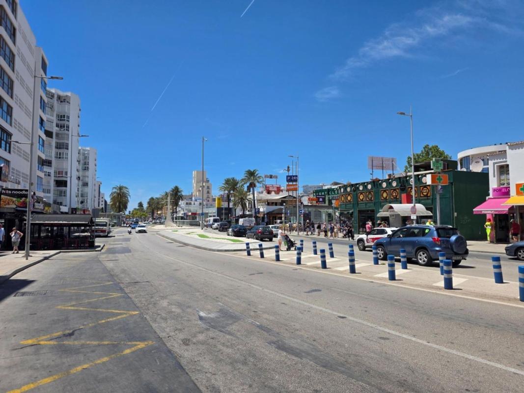 Продажа квартиры на Piso en Avenida Antonio Machado, Solymar - Puerto Marina, Benalmádena, Бенальмадена
photo 1