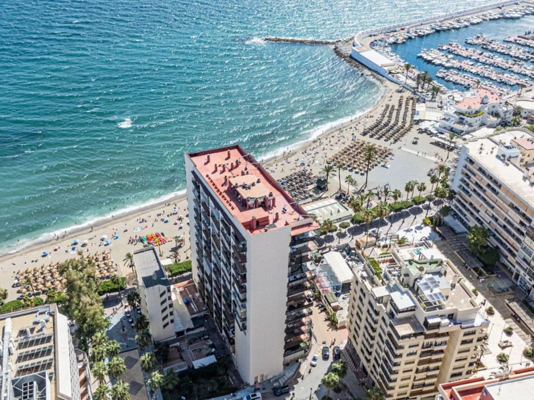 Venta de piso en Piso en Playa Bajadilla-Puertos, Marbella, Marbella
 photo 2