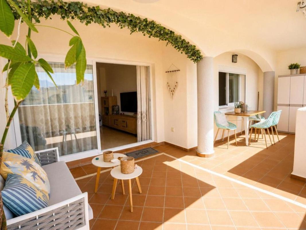 Venta de piso en Piso en Green Hills - Las Cumbres de Elviria, Marbella, Marbella
 photo 2