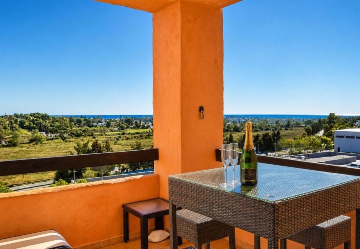Venta de piso en Piso en Gazules del Sol, 1, La Alquería, Benahavís, Benahavís
 photo 2