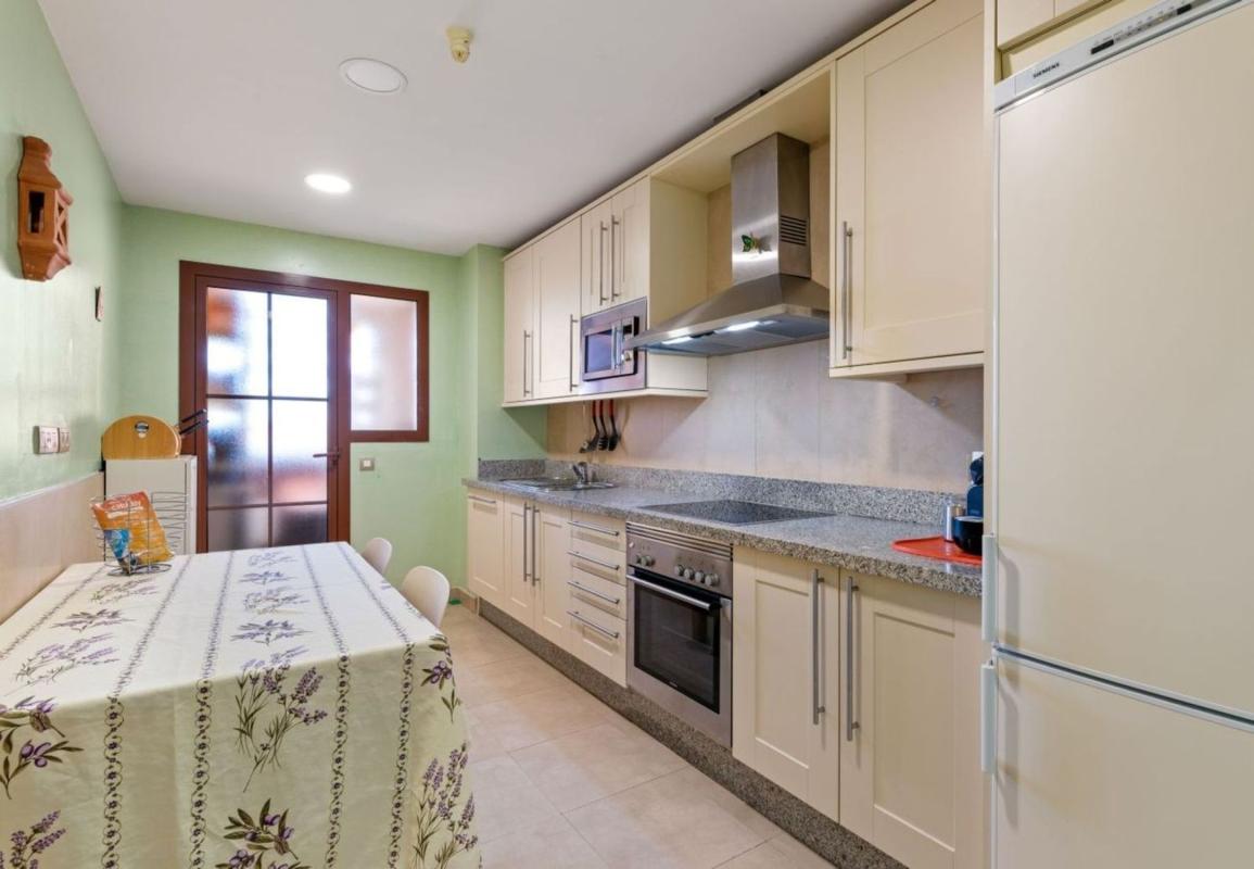 Venta de piso en Piso en Gazules del Sol, 1, La Alquería, Benahavís, Benahavís
 photo 5