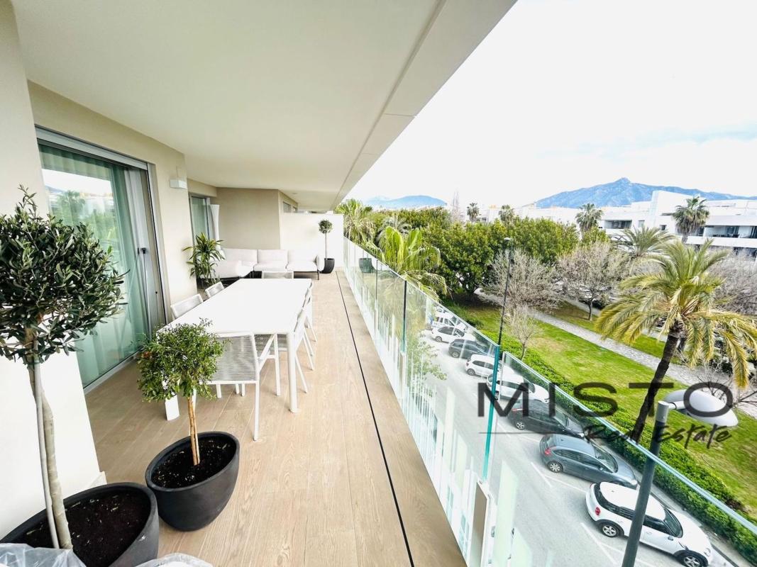 Venta de piso en Piso en Diseminado Ensanche Sur I, Linda Vista-Nueva Alcántara-Cortijo Blanco, Marbella, Marbella
photo 3