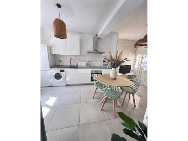 Venta de piso en Piso en Avenida de Mijas, 25, Centro Ciudad, Fuengirola, Fuengirola
 photo 2