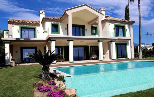 Casa o chalet independiente en La Panera, 14, La Concha-Resina Golf, Estepona photo 1