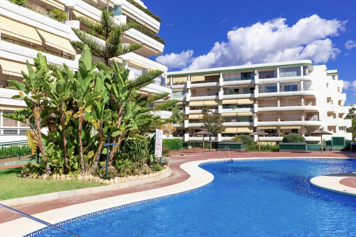 Sale of apartment in Piso en San Pedro Pueblo, Marbella, Marbella
photo 2