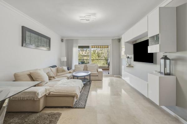 Sale of flat in Piso en San Pedro Pueblo, Marbella, Marbella
 photo 4