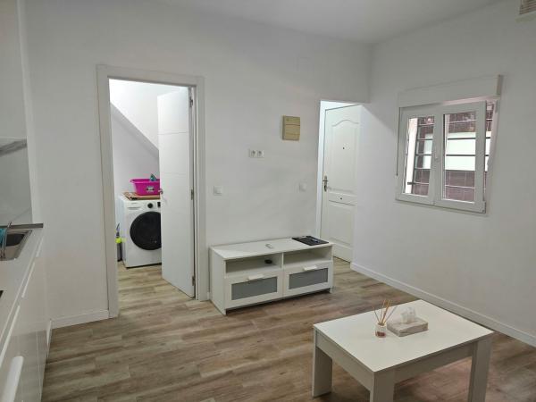 Venta de piso en Piso en Calle Esperanto, Perchel norte, Málaga, Málaga
 photo 2