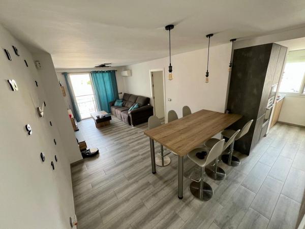 Продажа квартиры на Piso en Calle Valle Inclán, 1, Zona Calvario, Estepona, Эстепона
 photo 3
