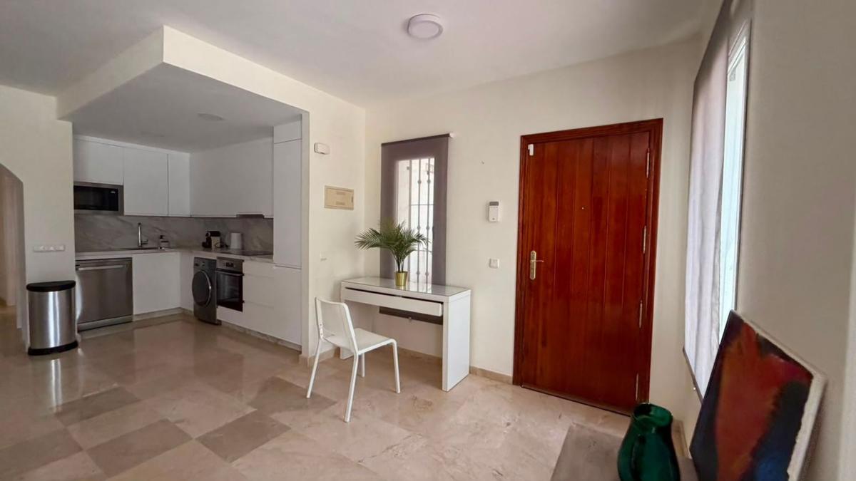 Venta de piso en Piso en Los pinos de Aloha Golf s/n, Aloha, Marbella, Marbella
 photo 2