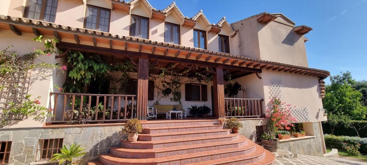 Properties for sale and rent in Spain photo 1