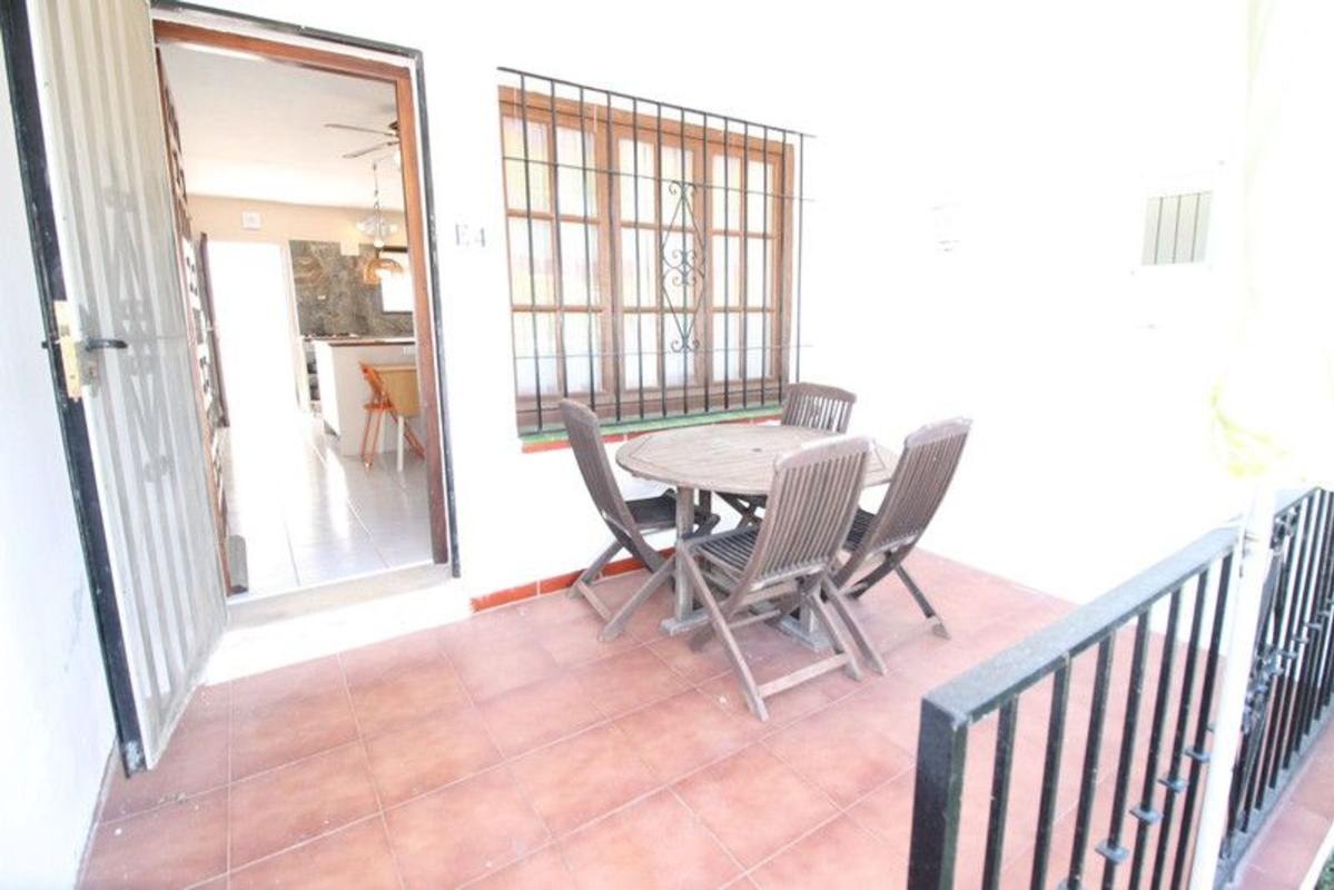Venta de piso en Piso en Calle Oleander, Calaburra - Chaparral, Mijas, Mijas
photo 2