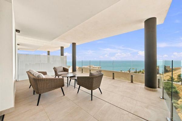 Продажа квартиры на Piso en Las Gaviotas, Fuengirola, Фуэнхирола
photo 1