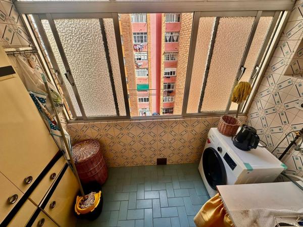 Продажа квартиры на Piso en Calle Alcalde Nicolás Maroto, Huerta Nueva - Jardín de Málaga, Málaga, Малага
thumbnail 2