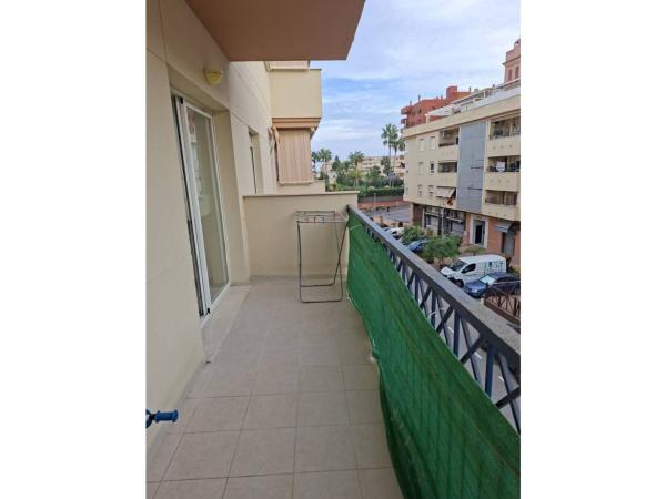 Продажа квартиры на Piso en Calle Manuel Navarro Mollor, Puerto de Estepona, Estepona, Эстепона
photo 1