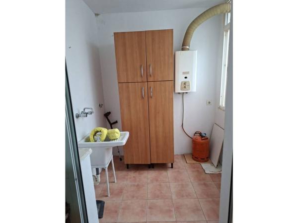 Продажа квартиры на Piso en Calle Manuel Navarro Mollor, Puerto de Estepona, Estepona, Эстепона
 photo 4