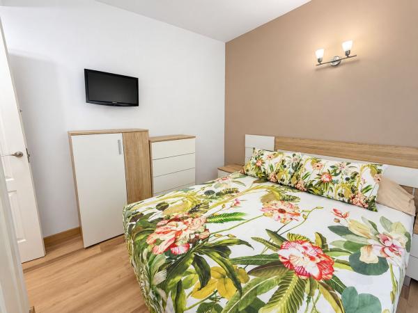 Chalet adosado en Santangelo, Benalmádena thumbnail 3
