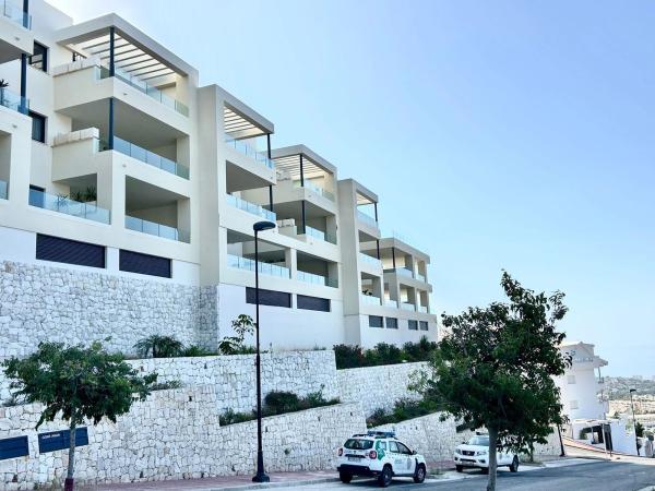 Продажа квартиры на Piso en Avenida Rocas Blancas, 14, Montealto, Benalmádena, Бенальмадена
 photo 2