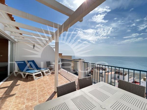 Дуплекс на продажу в Dúplex en Algarrobo-Costa, Алгарробо-Коста photo 1