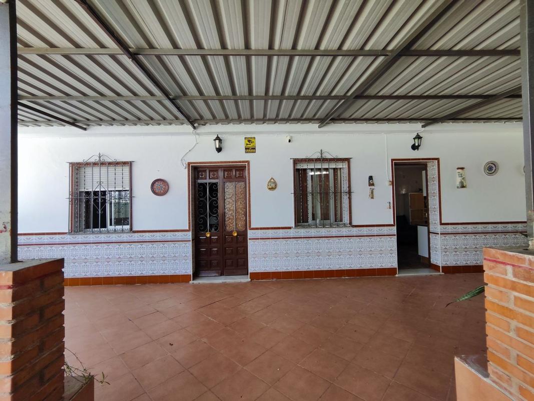 Properties for sale and rent in Spain photo 5