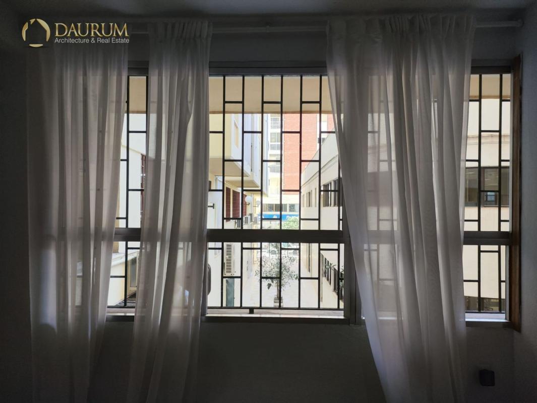 Продажа квартиры на Piso en Calle Maestranza, Malagueta - Monte Sancha, Málaga, Малага
photo 3