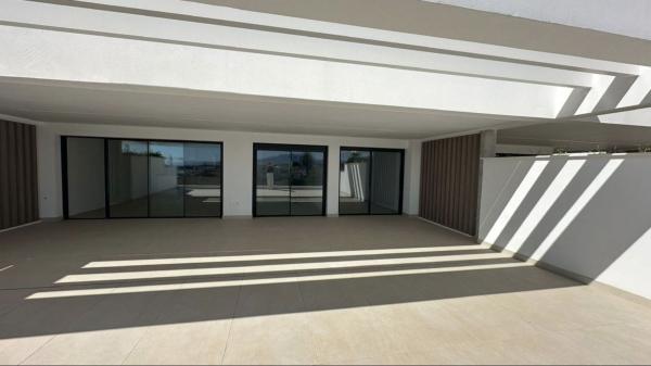 Sprzedaż mieszkania w Piso en Centro, Estepona, Estepona
thumbnail 2