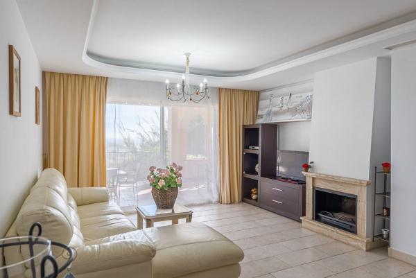 Venta de piso en Piso en Los Arqueros-Puerto del Almendro, Benahavís, Benahavís
photo 1