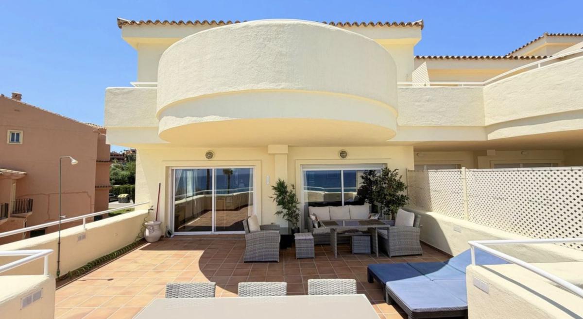 Sprzedaż duplexu w Dúplex en Centro, Estepona, Estepona photo 3