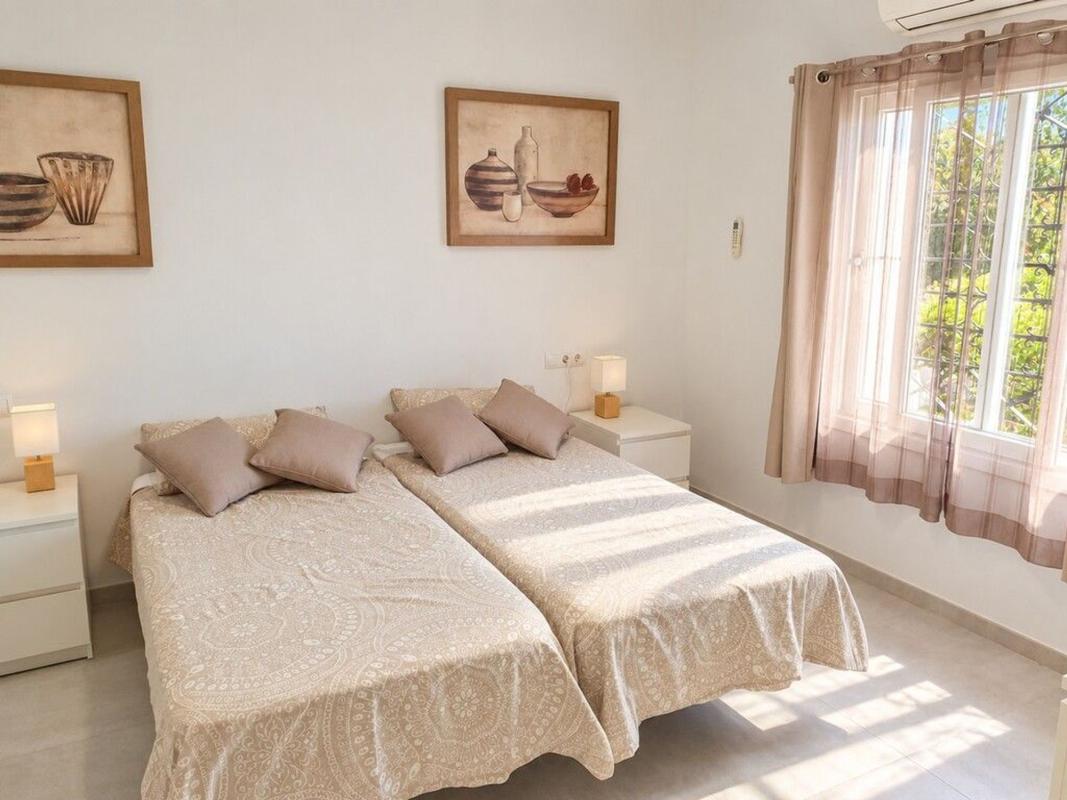 Sprzedaż mieszkania w Piso en Calle Violeta, Paraiso-Barronal, Estepona, Estepona
photo 5