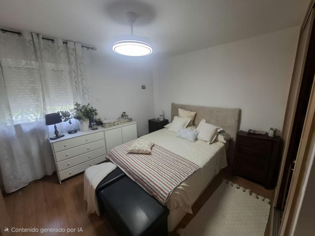 Sale of apartment in Piso en Calle Teresa Zabell s/n, Zona Puerto Deportivo, Fuengirola, Fuengirola
 photo 4