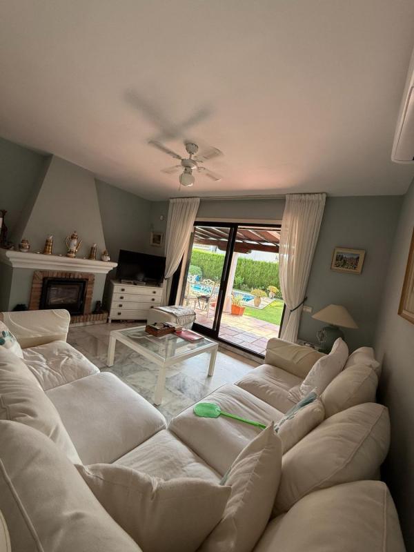 Properties for sale and rent in Spain photo 3