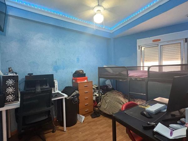 Продажа квартиры на Piso en Calle Albacete, Suárez, Málaga, Малага
 photo 4