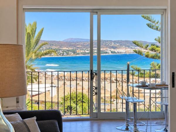 Venta de piso en Piso en Calle Ribera, Puerto Banús, Marbella, Marbella
 photo 1