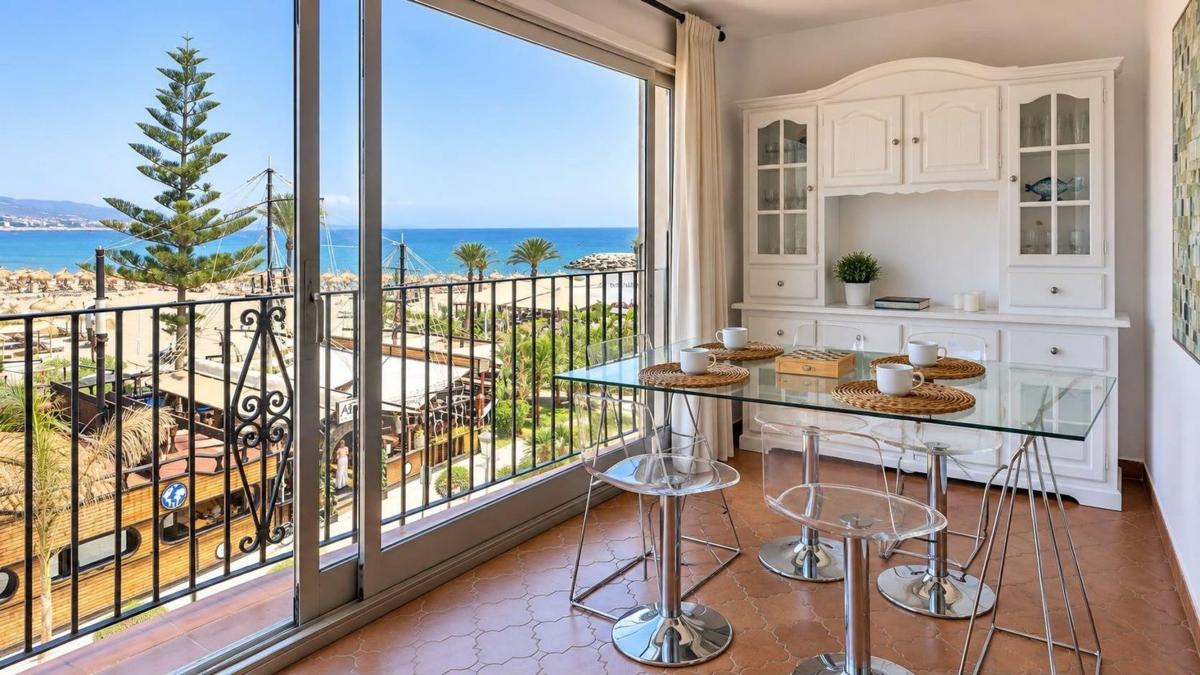 Venta de piso en Piso en Calle Ribera, Puerto Banús, Marbella, Marbella
 photo 3