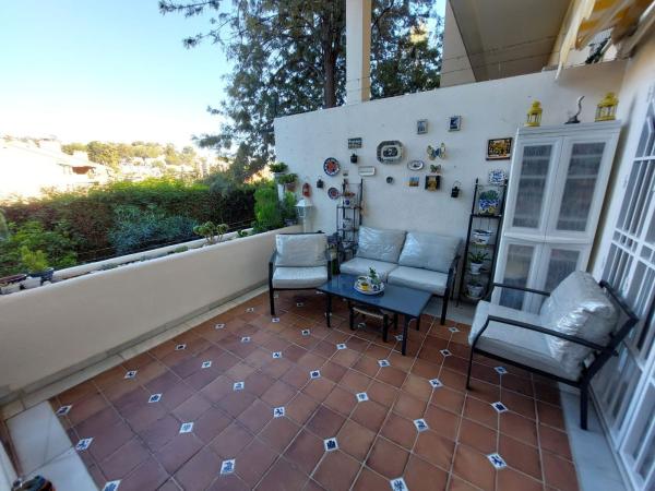 Продажа квартиры на Piso en Calle Sierra del Co, Limonar, Málaga, Малага
photo 1