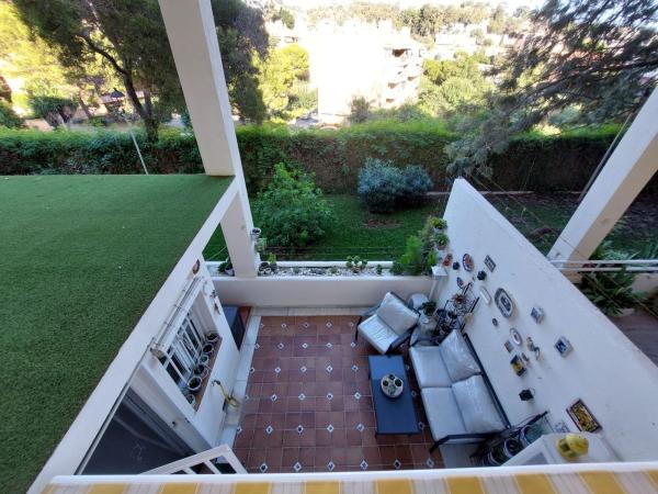 Продажа квартиры на Piso en Calle Sierra del Co, Limonar, Málaga, Малага
thumbnail 3